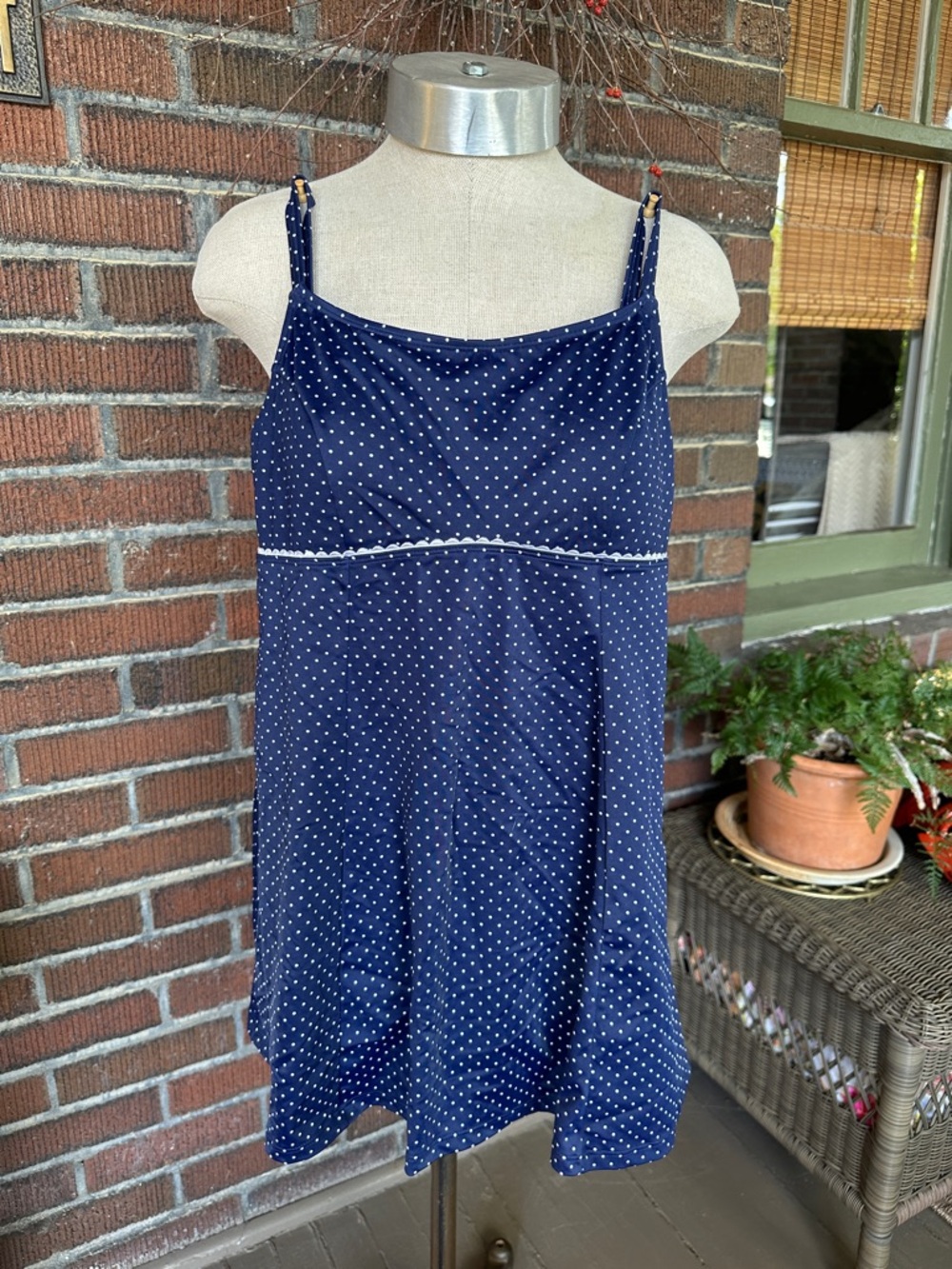 NWT L.L. Bean Navy/ White Polka Dot one piece sun block swim suit//dress. Sz 12